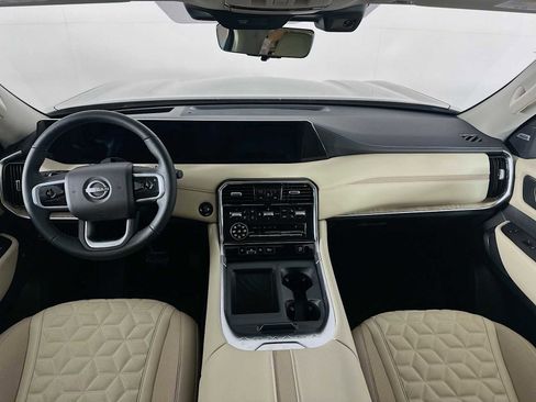 New 2025 Nissan Armada Platinum w/ Convenience Package image 3