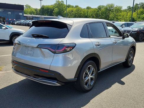 Used 2025 Honda HR-V EX-L image 4