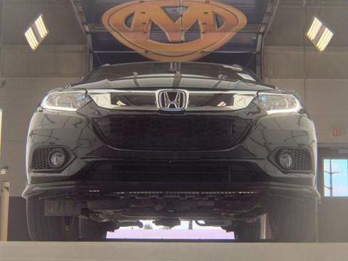 Used 2022 Honda HR-V Sport image 3