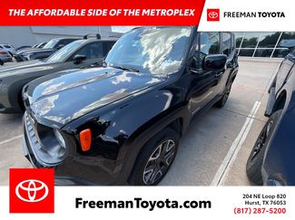 Used 2018 Jeep Renegade Latitude w/ Cold Weather Group AWD/4WD video 1