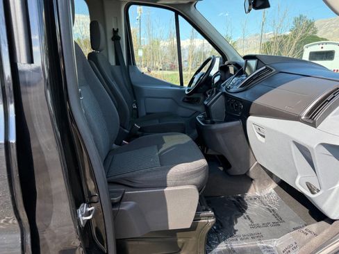 Used 2019 Ford Transit 350 XLT image 18