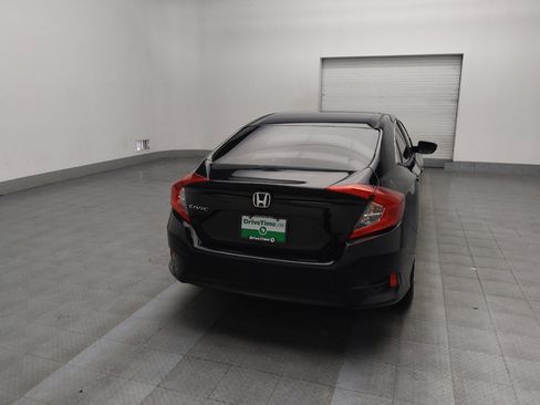 Used 2018 Honda Civic LX image 7