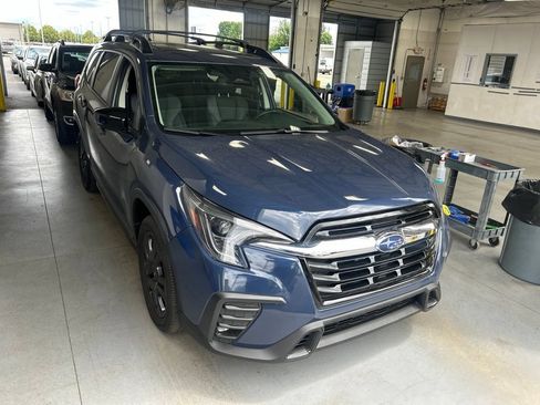 Used 2024 Subaru Ascent Onyx Edition AWD/4WD image 1
