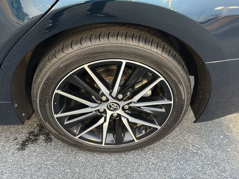 Certified 2021 Toyota Camry SE image 31