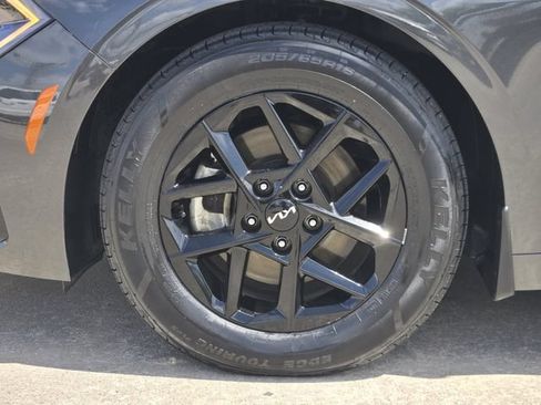 Used 2025 Kia K5 LXS FWD image 15