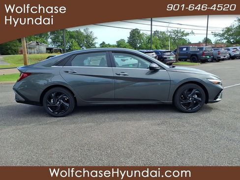 New 2026 Hyundai Elantra SEL Sport Premium FWD image 6