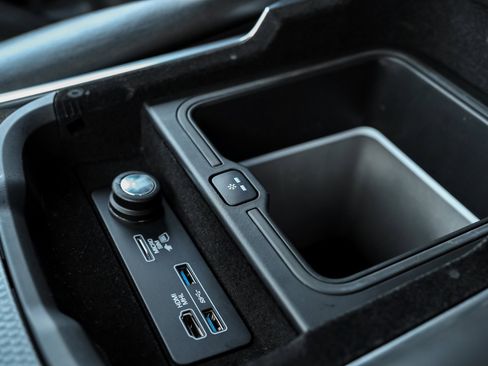 Used 2018 Land Rover Range Rover Sport Supercharged image 28