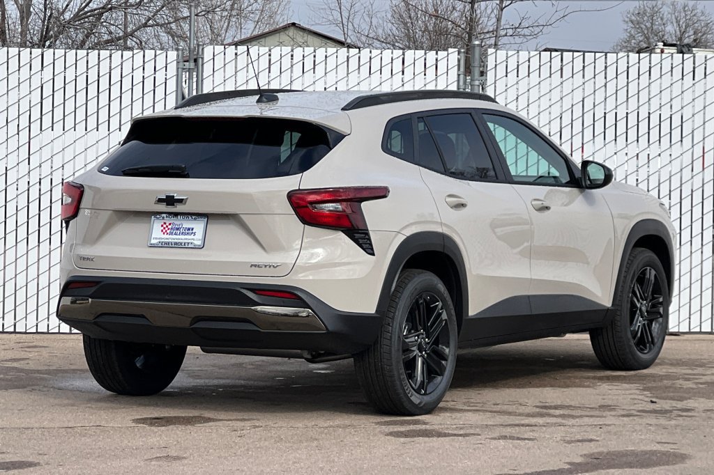 New 2026 Chevrolet Trax ACTIV w/ Driver Confidence Package FWD image 4
