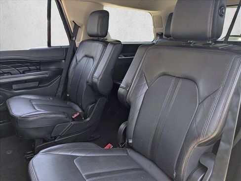 Used 2019 Ford Expedition Platinum RWD image 22