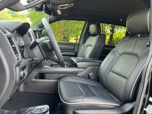 Used 2019 RAM 1500 Limited RWD image 13
