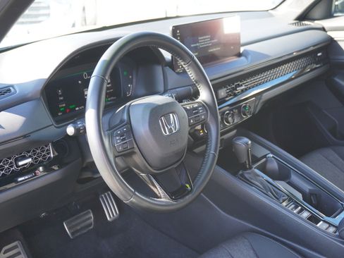 Used 2023 Honda Accord Sport image 19