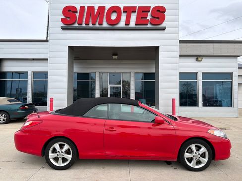 Used 2006 Toyota Solara SLE image 1