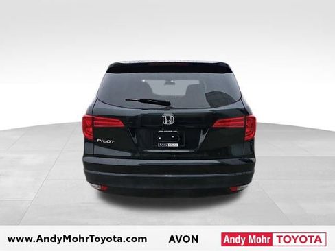 Used 2017 Honda Pilot LX image 5