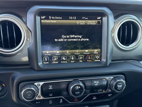 Used 2023 Jeep Wrangler Sahara image 17