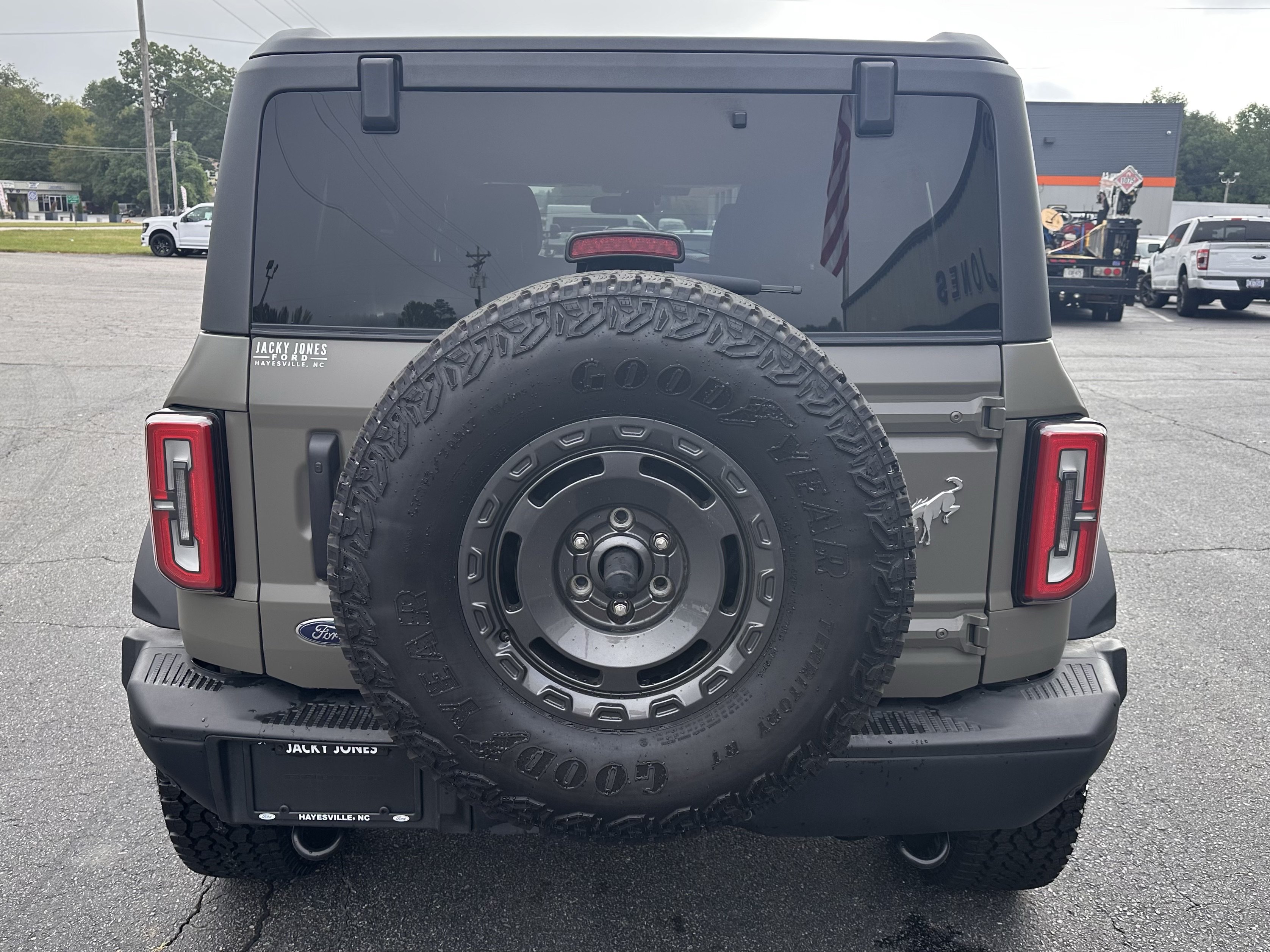 Used 2025 Ford Bronco Badlands w/ Matte Film Protection Package AWD/4WD image 7