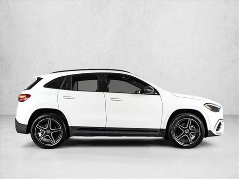 Used 2024 Mercedes-Benz GLA 250 4MATIC image 4