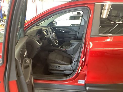 Used 2022 GMC Terrain SLE w/ Driver Convenience Package AWD/4WD image 16