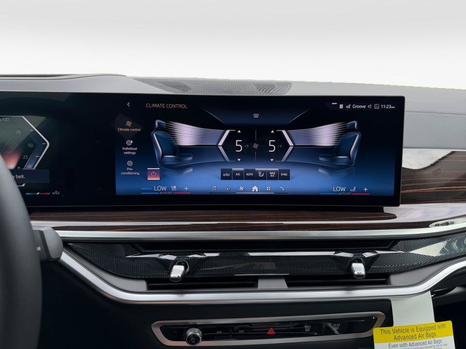 New 2027 BMW X7 xDrive40i w/ Executive Package AWD/4WD image 18