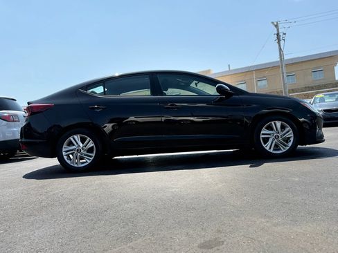Used 2020 Hyundai Elantra SEL w/ Cargo Package (C1) FWD image 2