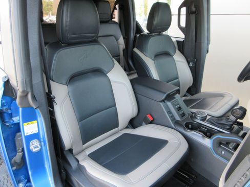 Used 2023 Ford Bronco Wildtrak AWD/4WD image 24