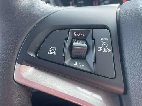 Used 2020 Chevrolet Trax LT w/ LT Convenience Package FWD image 24