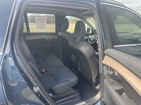 Used 2025 Volvo XC90 B6 Plus AWD/4WD image 12