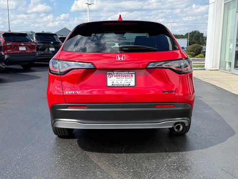 Used 2025 Honda HR-V Sport image 5
