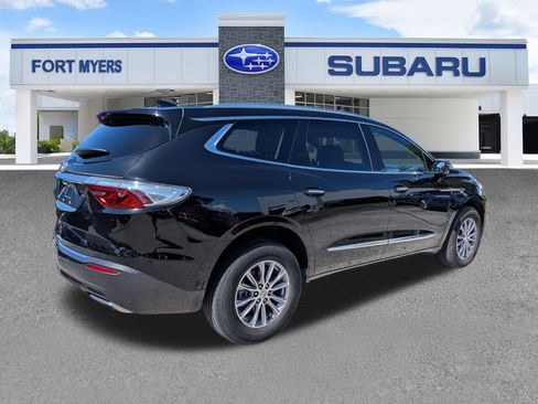 Used 2023 Buick Enclave Essence FWD image 4