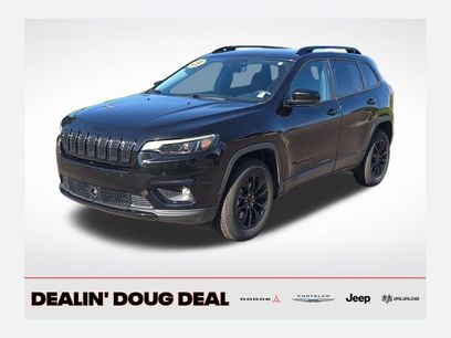 Used 2023 Jeep Cherokee Altitude Lux