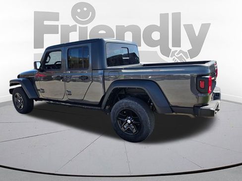 Used 2023 Jeep Gladiator Sport AWD/4WD image 7