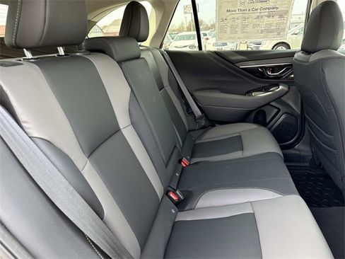 Used 2025 Subaru Outback Onyx Edition XT image 21