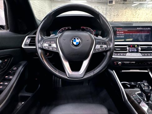 Used 2020 BMW 330i Sedan w/ Convenience Package RWD image 8