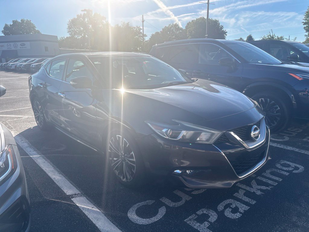 Used 2016 Nissan Maxima Platinum FWD image 2
