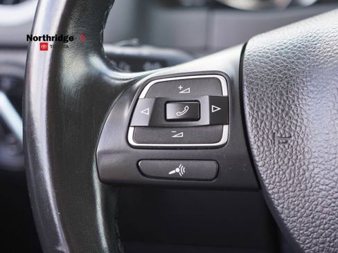 Used 2017 Volkswagen Tiguan Limited w/ Premium Package image 20