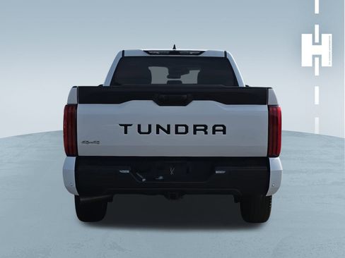 Used 2023 Toyota Tundra SR5 w/ SR5 Premium Package image 4