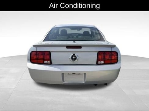 Used 2008 Ford Mustang Coupe RWD image 6