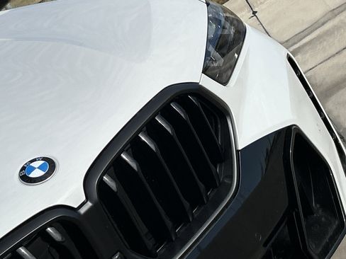 New 2026 BMW X6 xDrive40i w/ Premium Package image 8