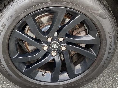 Used 2019 Land Rover Discovery HSE AWD/4WD image 32