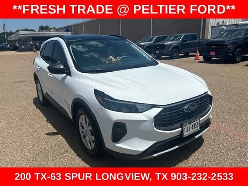 Used 2023 Ford Escape Active w/ Tech Pack #1 FWD image 1
