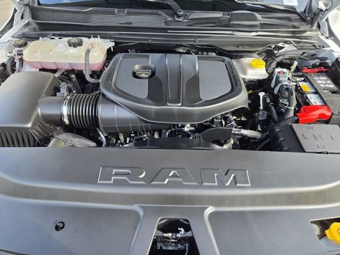 Used 2025 RAM 1500 Big Horn RWD image 30