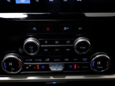 Used 2024 Ford Expedition Max Limited image 13