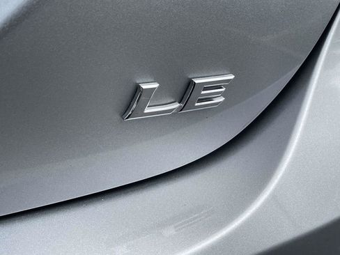 Used 2022 Toyota Camry LE FWD image 9