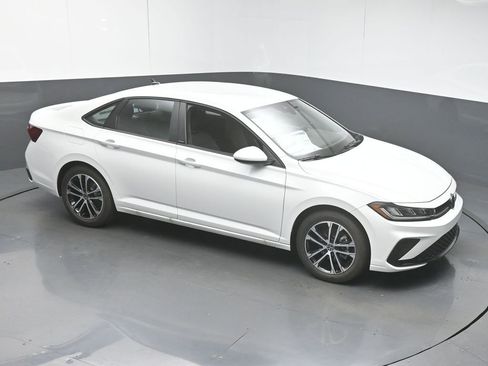 New 2026 Volkswagen Jetta Sport image 40