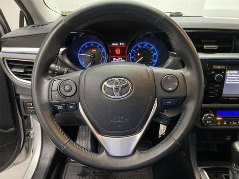 Used 2015 Toyota Corolla S image 15