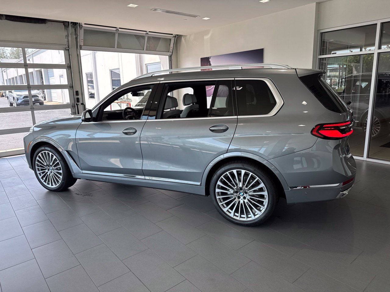 New 2027 BMW X7 xDrive40i AWD/4WD image 5
