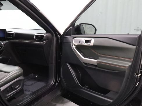 Used 2023 Ford Explorer Timberline w/ Timberline Technology Package AWD/4WD image 14