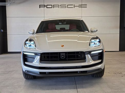 New 2026 Porsche Macan AWD/4WD image 28