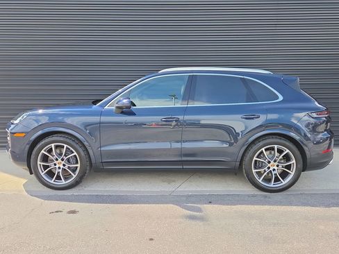 New 2026 Porsche Cayenne image 2