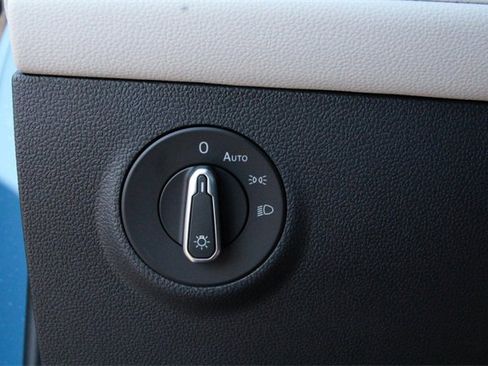 New 2025 Volkswagen Taos S image 13