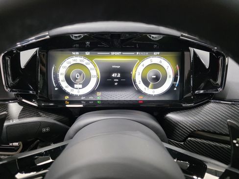 New 2026 Aston Martin V8 Vantage S RWD image 6